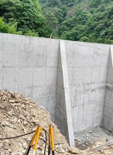 廊坊广阳区重力式挡土墙